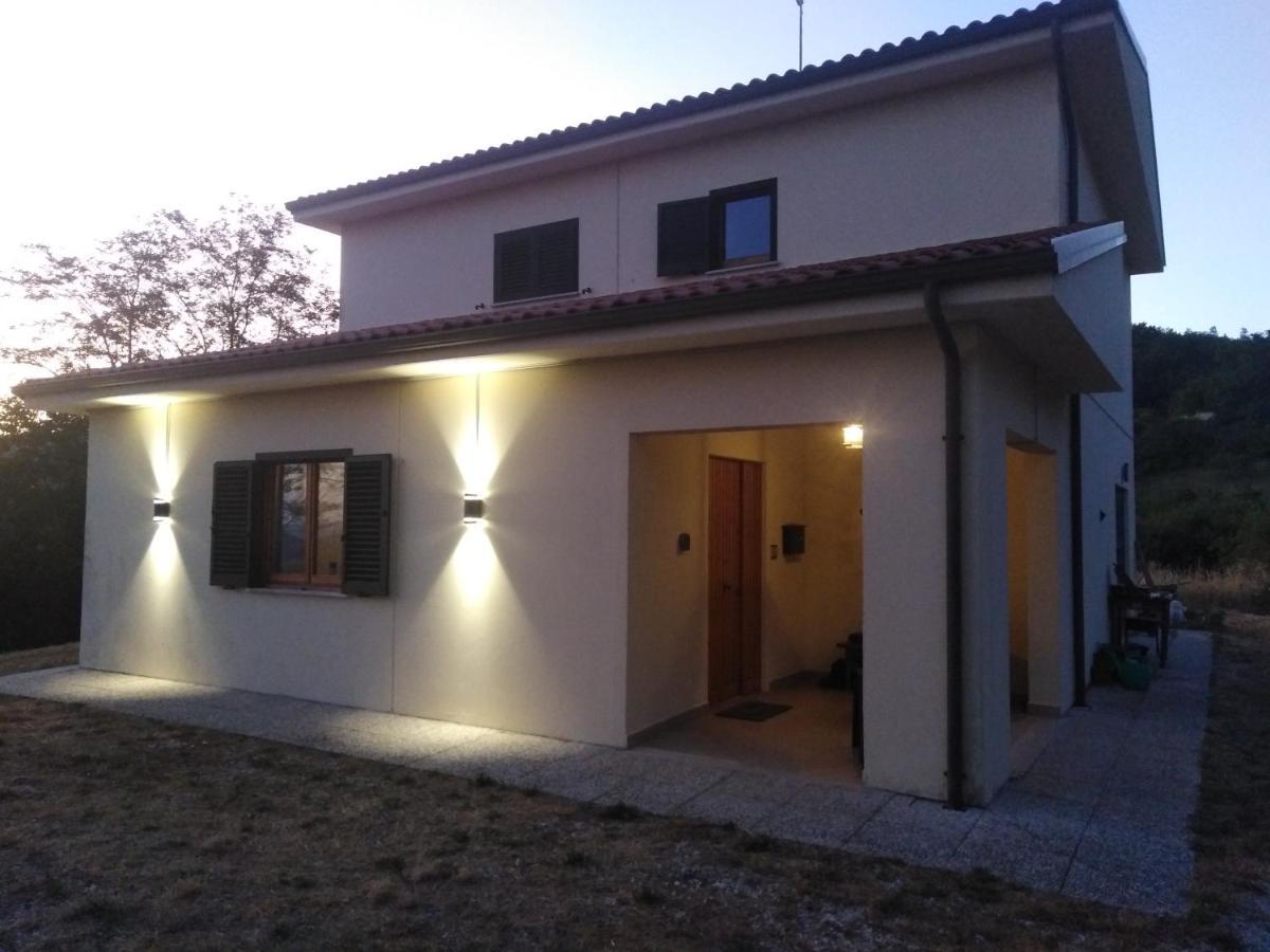 Casa Umbria Apartment Gubbio Bagian luar foto