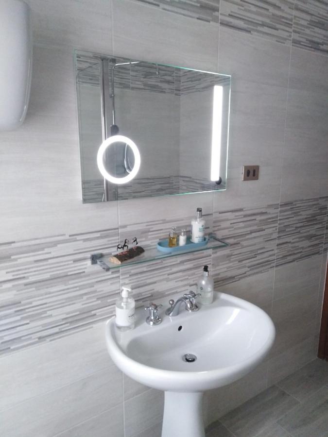 Casa Umbria Apartment Gubbio Bagian luar foto