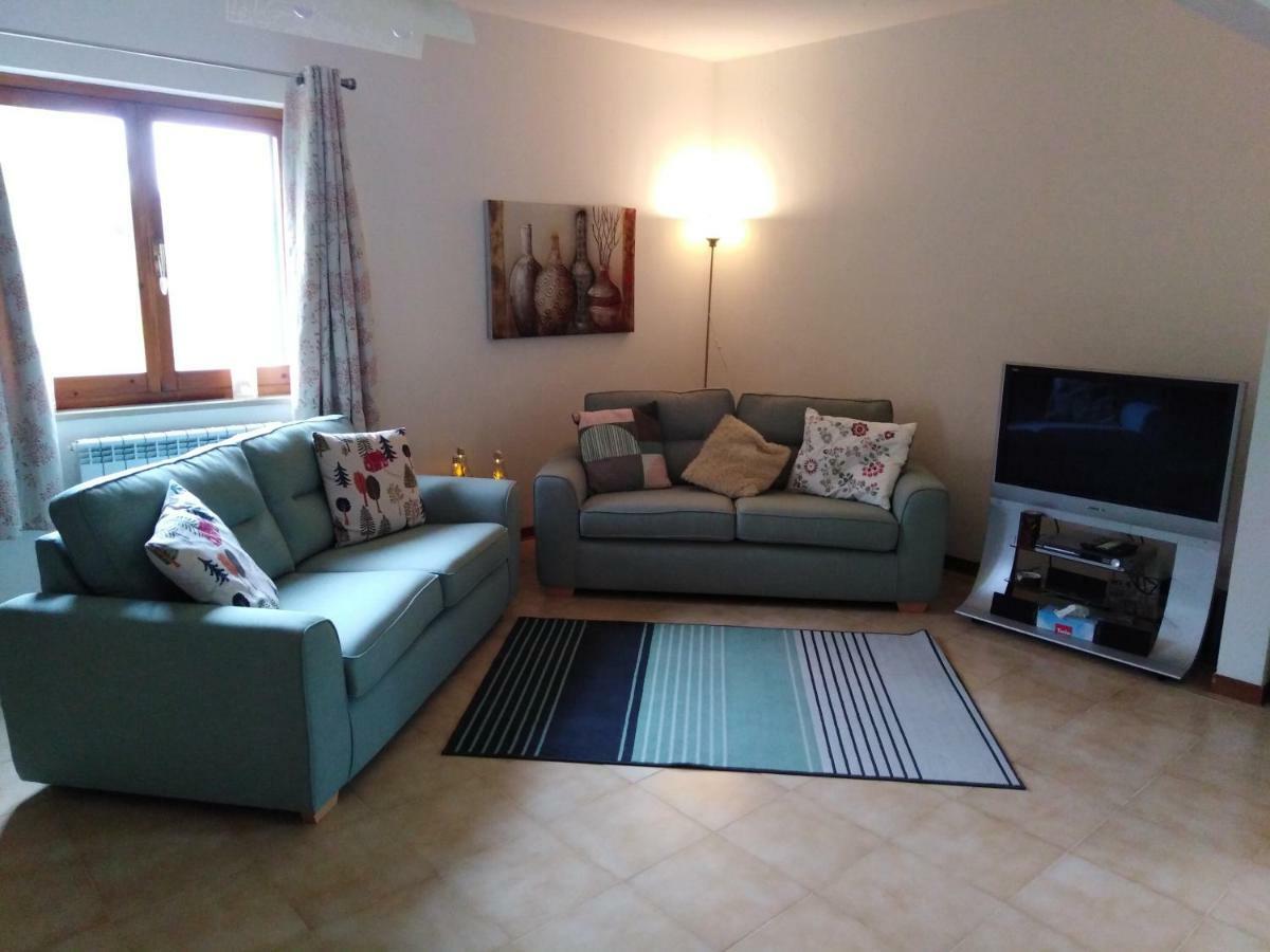 Casa Umbria Apartment Gubbio Bagian luar foto